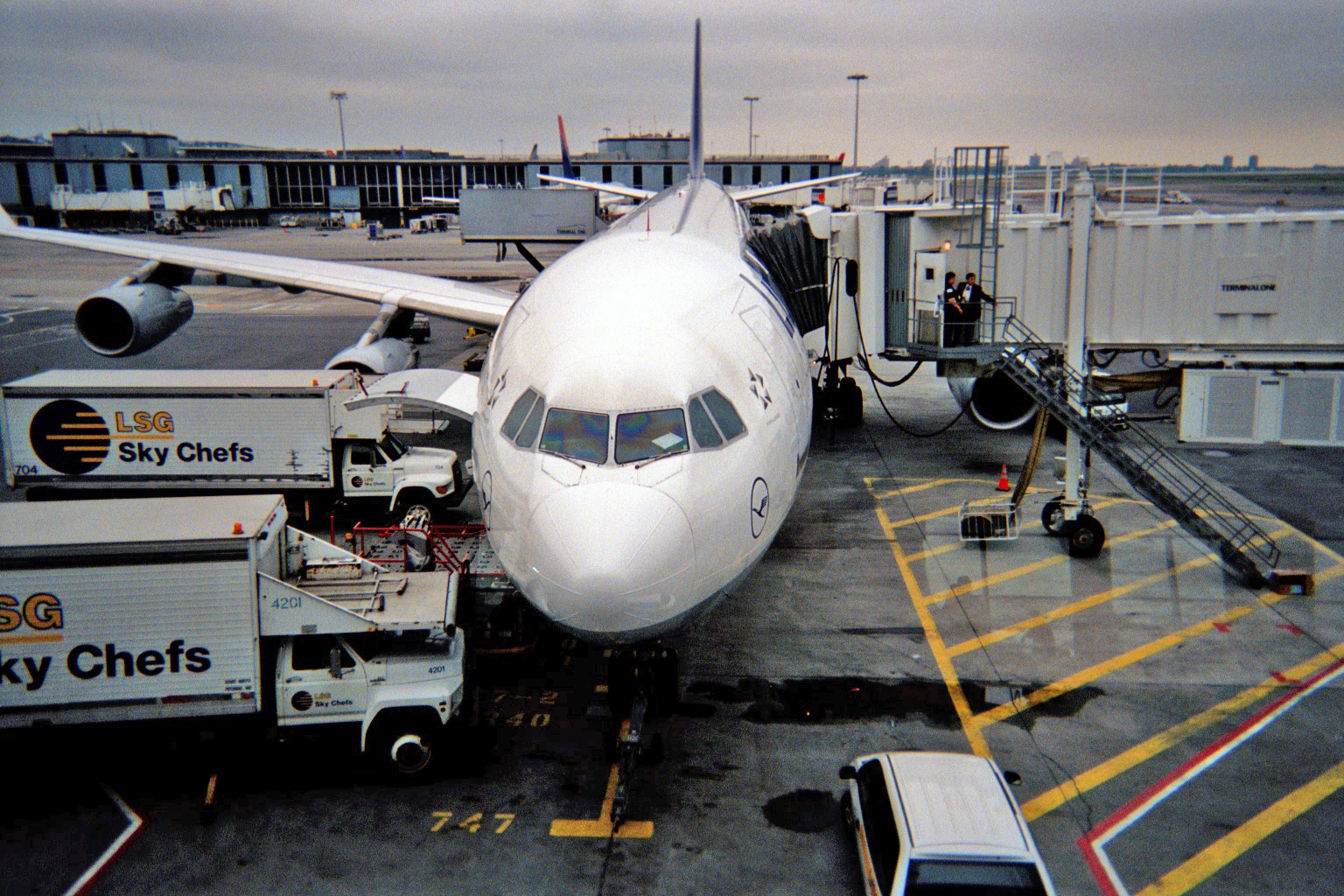 Lufthansa airbus at JFK, NY
