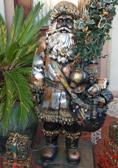 Christmas decoration on State St. in Santa Barbara, Calif.