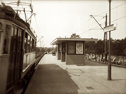 Tram stop at Traneberg in Stockholm, Sweden 1935