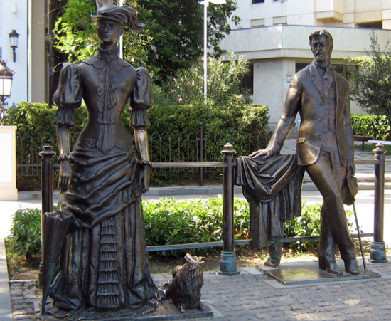 The sculpture composition Anton Chekhov and The Lady With a Dog in Yalta, the Crimea